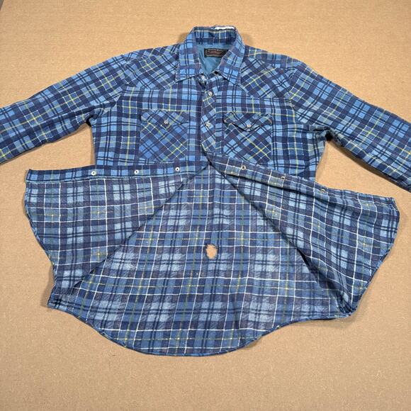 Vintage Pearl Snap Western Shirt Blue Plaid Long Tail Distressed Faded Flannel - Picture 5 of 8